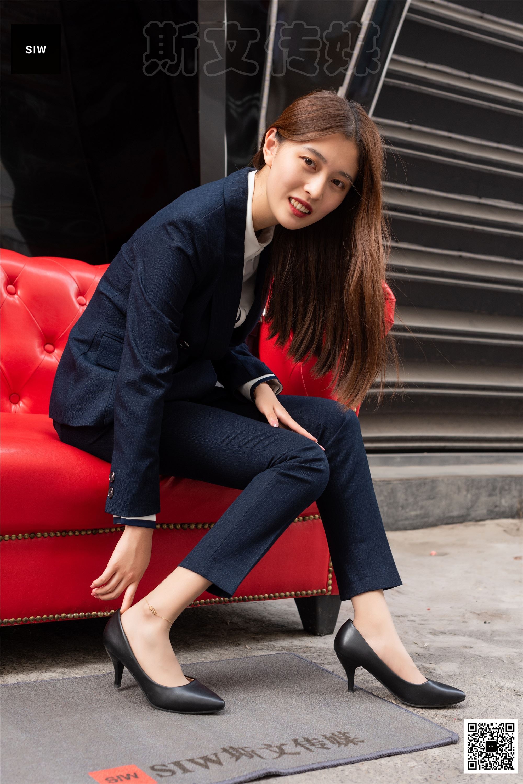 SIW斯文传媒 055 时尚气质OL职业双排扣西装制服 - 甄珍